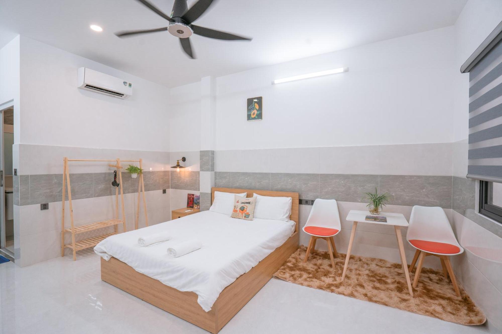 Aloha Saigon Premium By Local Travel Experts - Newly Opened, Less-touristy Location, Spacious Rooms, Glass Shower Bathroom, Free Breakfast & Walking Tour Auberge de jeunesse