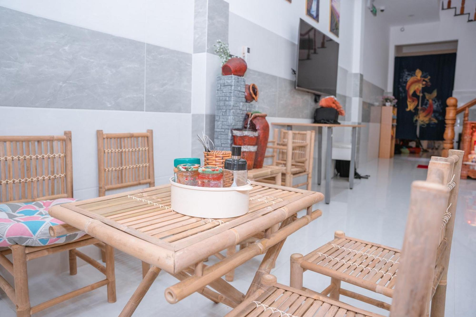 Auberge de jeunesse Aloha Saigon Premium By Local Travel Experts - Newly Opened, Less-touristy Location, Spacious Rooms, Glass Shower Bathroom, Free Breakfast & Walking Tour Hô Chi Minh-Ville
