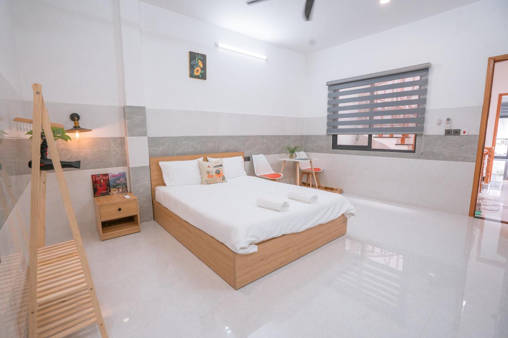 Aloha Saigon Premium By Local Travel Experts - Newly Opened, Less-touristy Location, Spacious Rooms, Glass Shower Bathroom, Free Breakfast & Walking Tour Hô Chi Minh-Ville