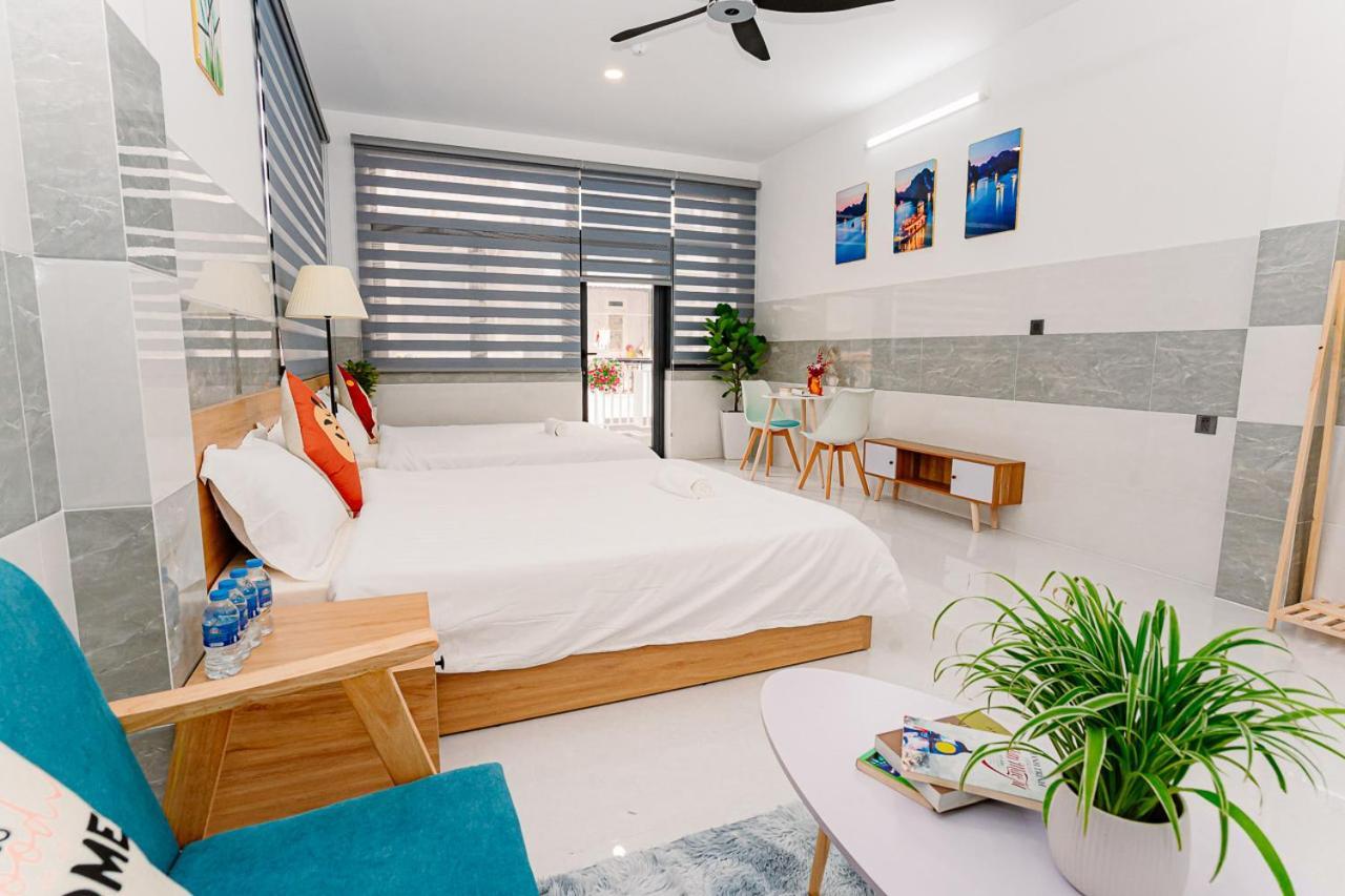 Auberge de jeunesse Aloha Saigon Premium By Local Travel Experts - Newly Opened, Less-touristy Location, Spacious Rooms, Glass Shower Bathroom, Free Breakfast & Walking Tour