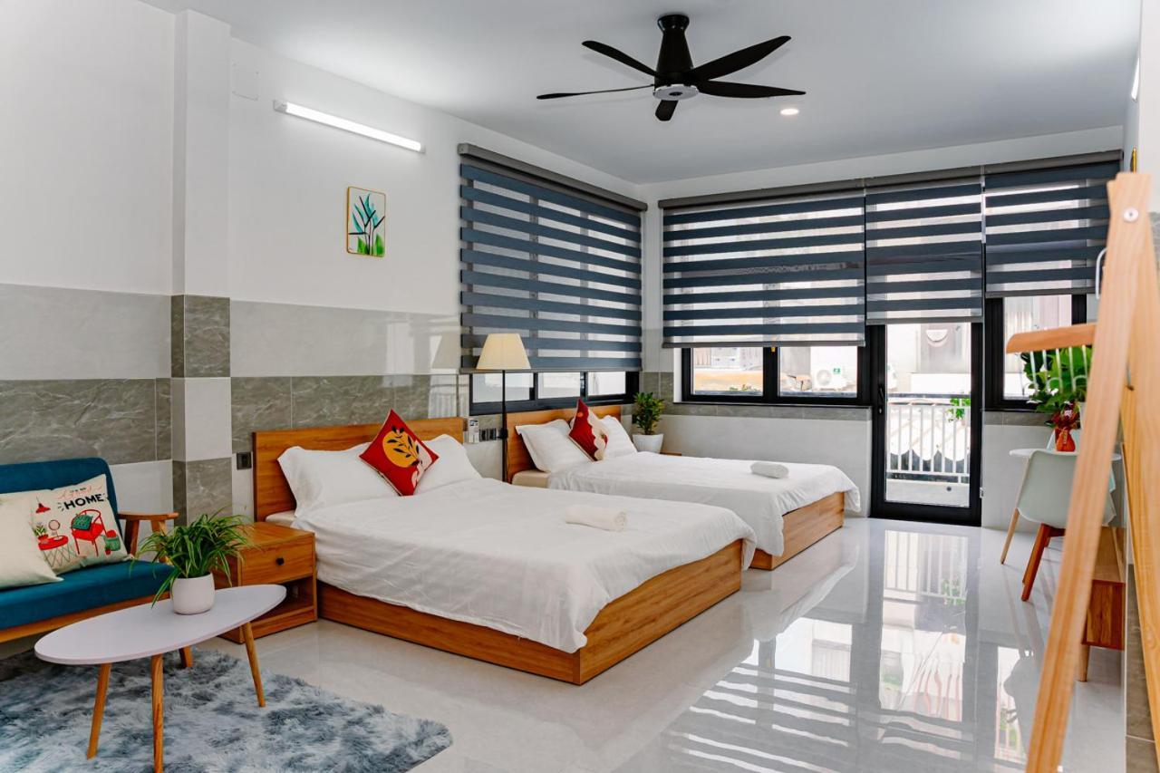 Aloha Saigon Premium By Local Travel Experts - Newly Opened, Less-touristy Location, Spacious Rooms, Glass Shower Bathroom, Free Breakfast & Walking Tour *