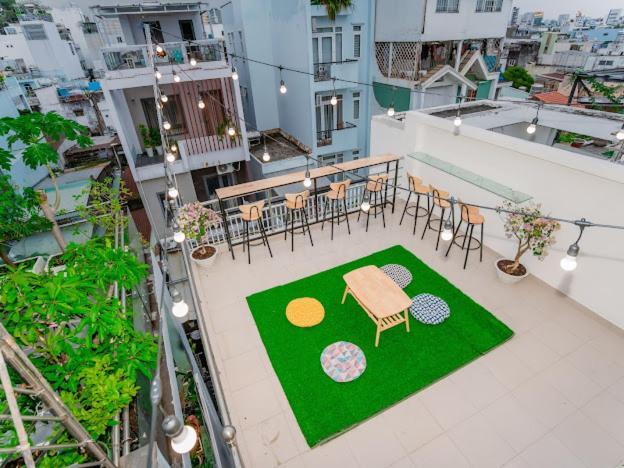 Aloha Saigon Premium By Local Travel Experts - Newly Opened, Less-touristy Location, Spacious Rooms, Glass Shower Bathroom, Free Breakfast & Walking Tour Auberge de jeunesse *